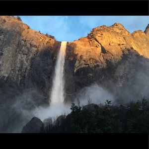 Meet your Posher, Hillary